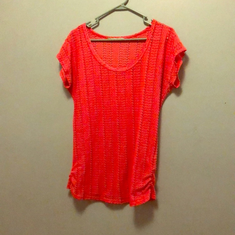 Coral top
